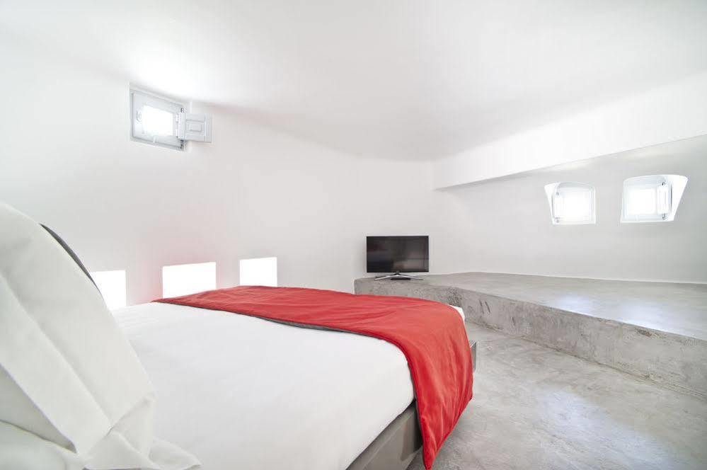 Avianto Suites Imerovígli Buitenkant foto