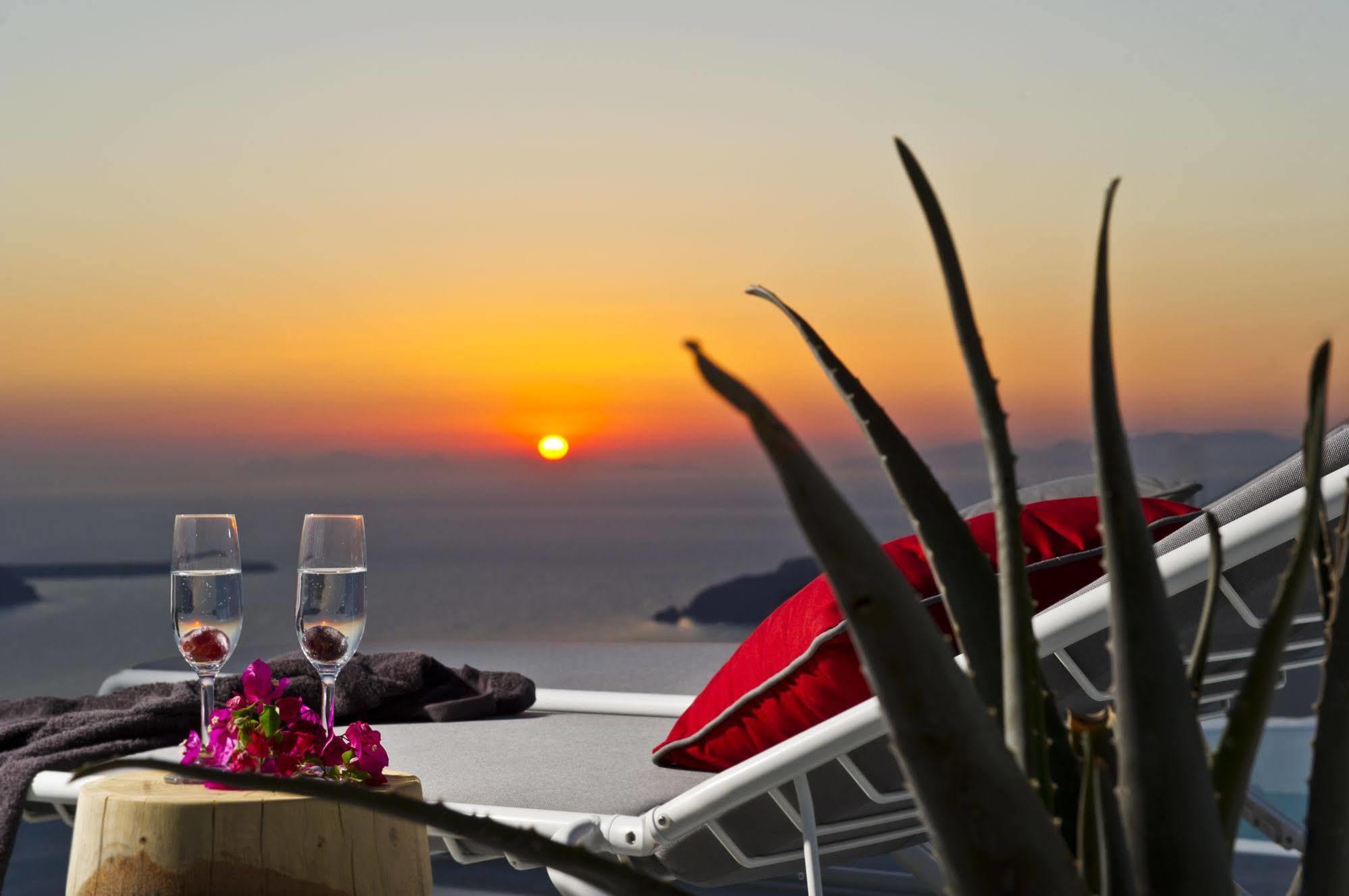 Avianto Suites Imerovígli Buitenkant foto